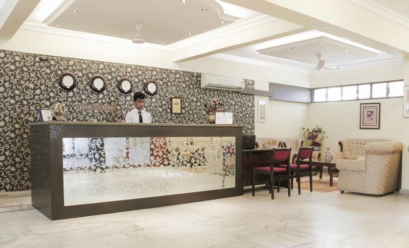 Genx Banjara Hill 1589 Hotel Хидерабад Екстериор снимка